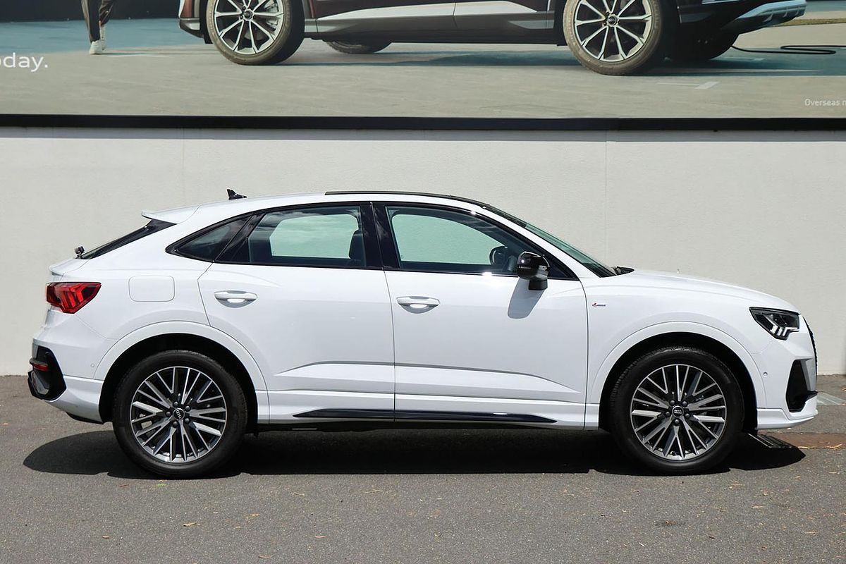 2025 Audi Q3 35 TFSI S line edition F3