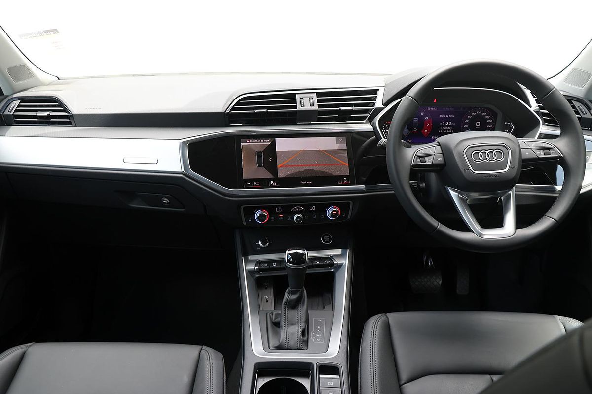 2025 Audi Q3 35 TFSI S line edition F3