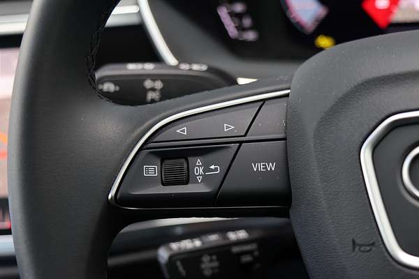 2025 Audi Q3 35 TFSI S line edition F3