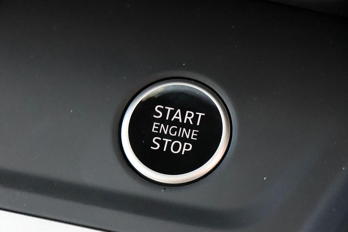 2025 Audi Q3 35 TFSI S line edition F3