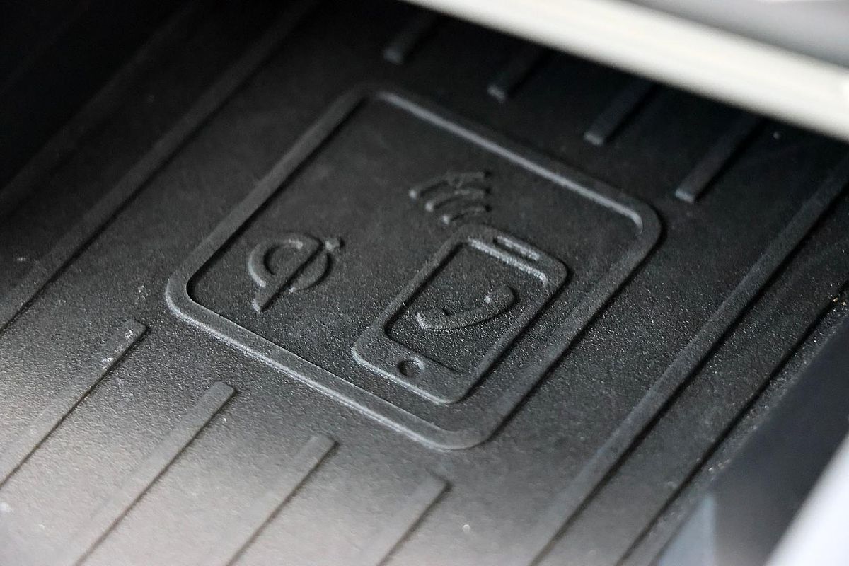 2025 Audi Q3 35 TFSI S line edition F3