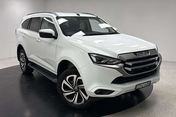 2021 Isuzu MU-X LS-T