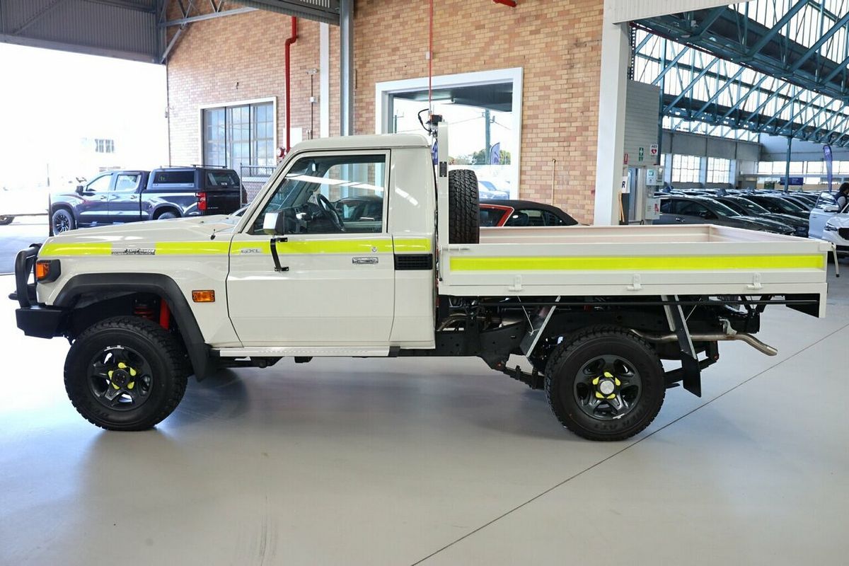 2025 Toyota Landcruiser GXL VDJL79R 4X4