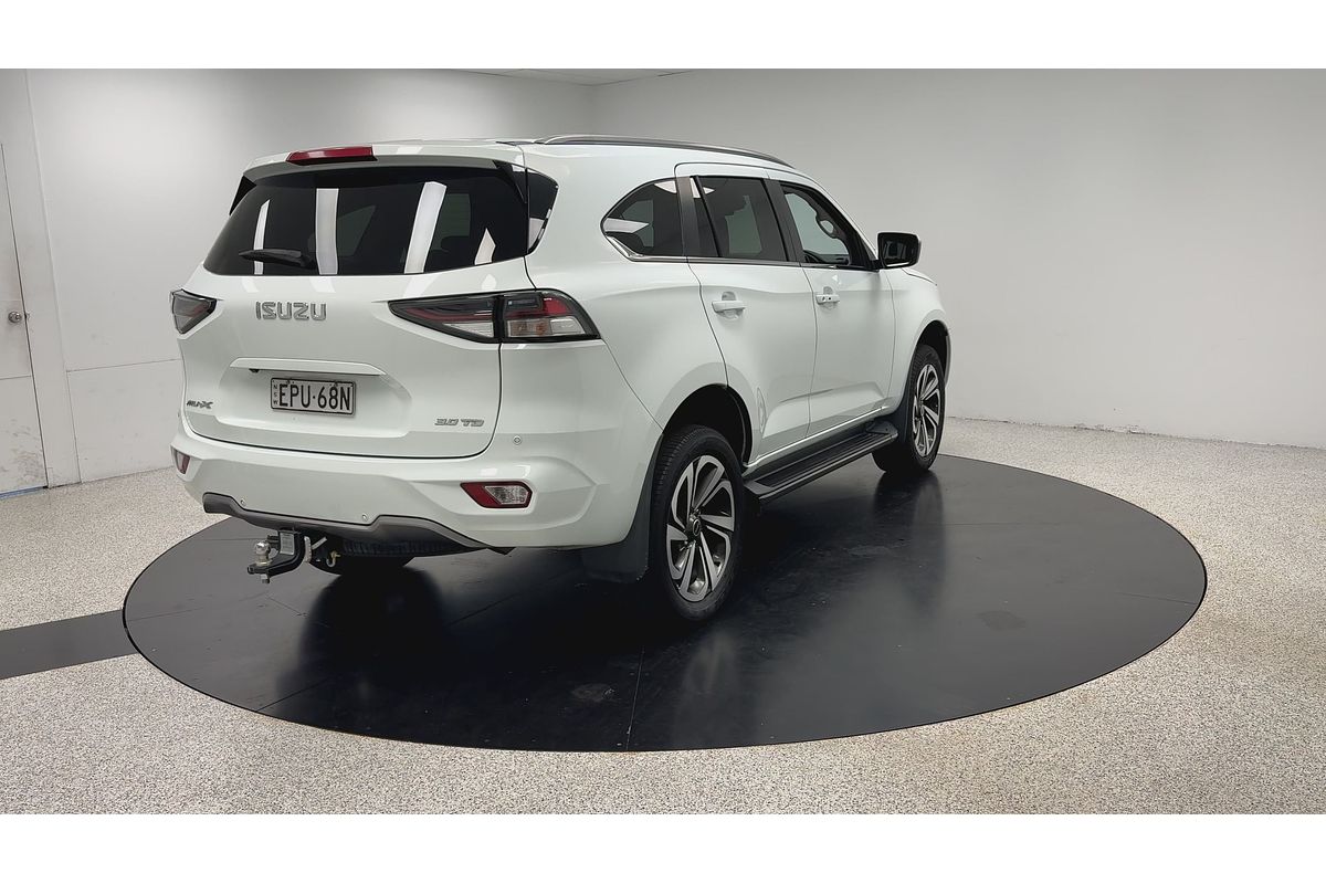 2021 Isuzu MU-X LS-T