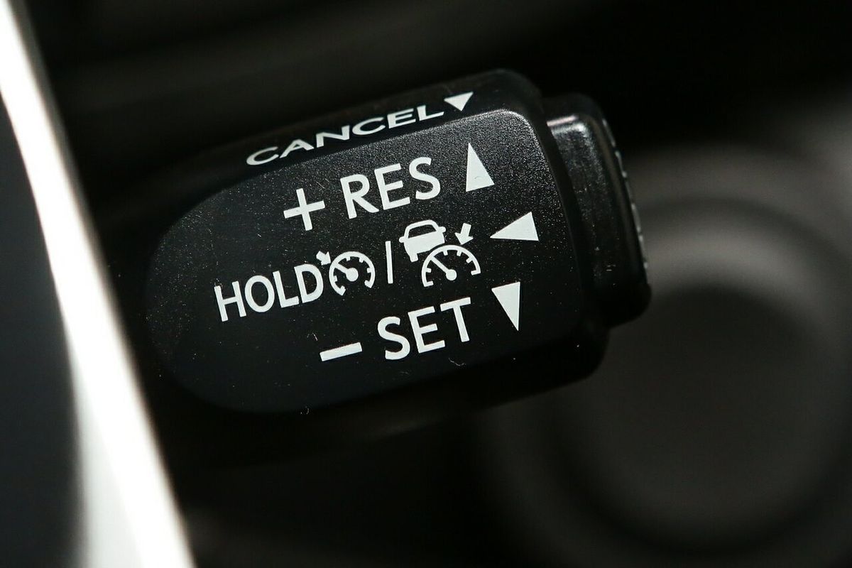 2022 Toyota Hilux SR GUN126R 4X4