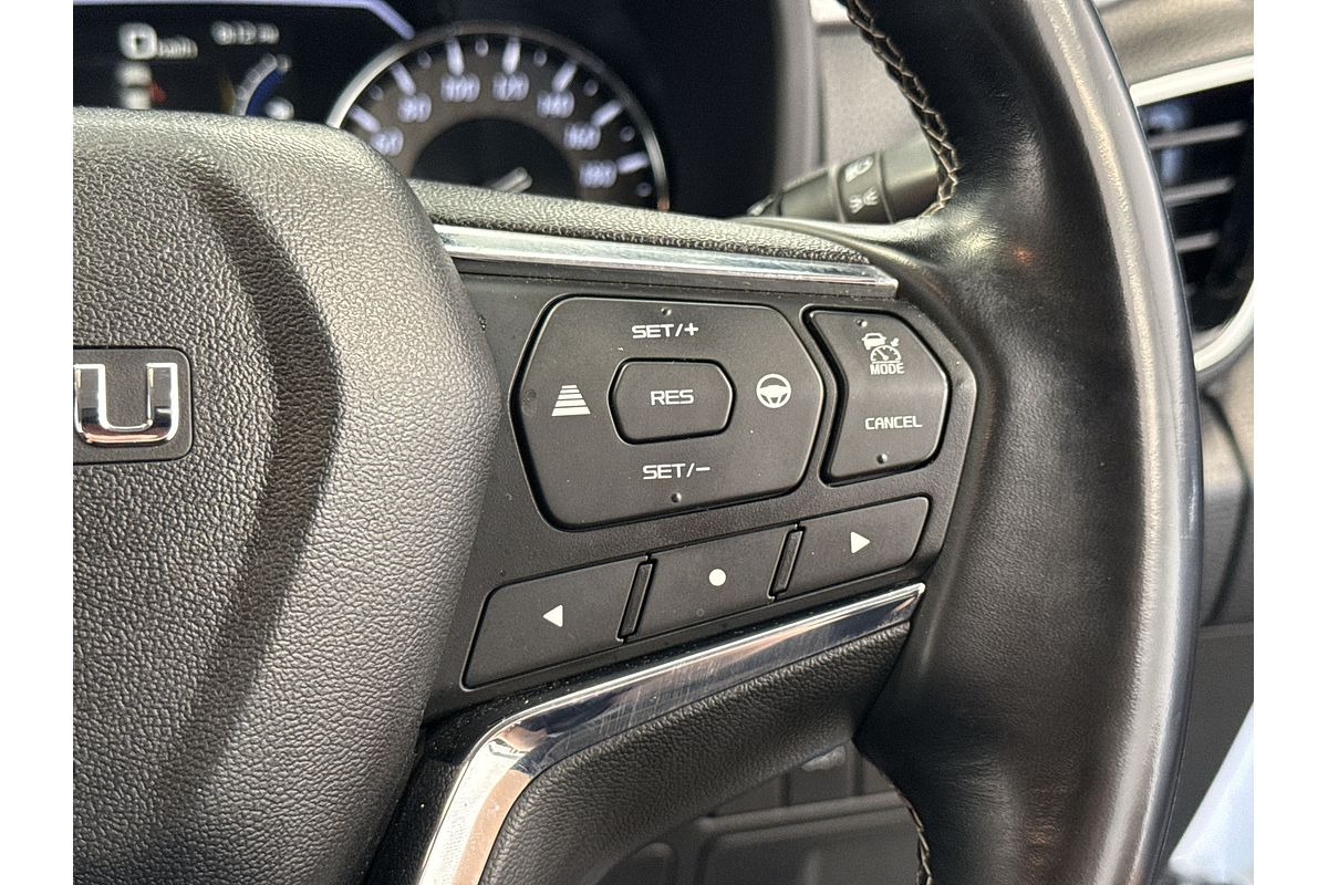2021 Isuzu MU-X LS-T