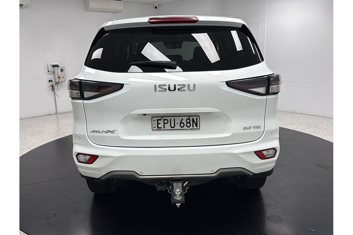 2021 Isuzu MU-X LS-T