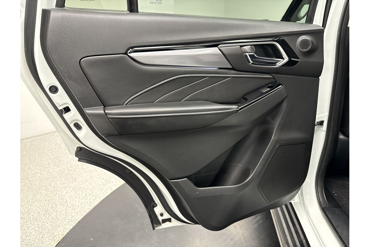 2021 Isuzu MU-X LS-T