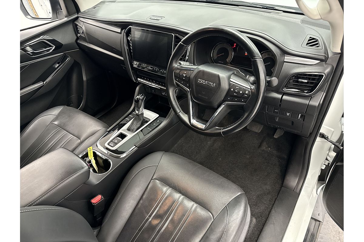 2021 Isuzu MU-X LS-T