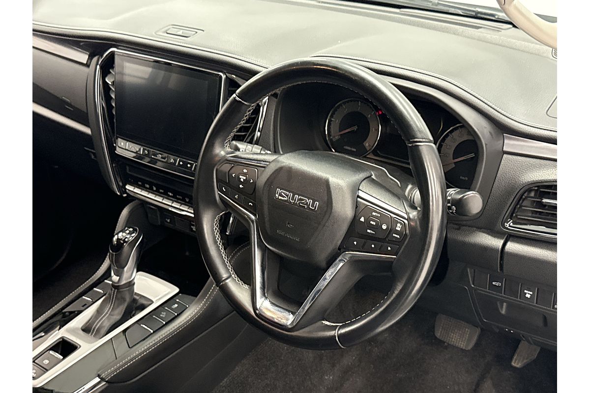 2021 Isuzu MU-X LS-T