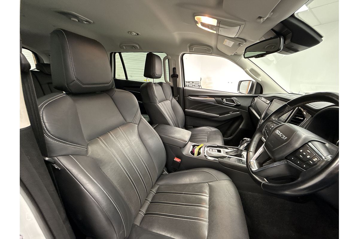 2021 Isuzu MU-X LS-T