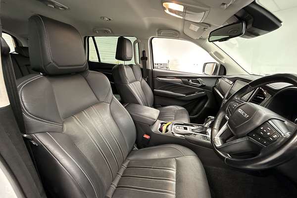 2021 Isuzu MU-X LS-T
