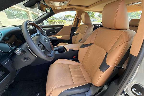 2022 Lexus ES Luxury