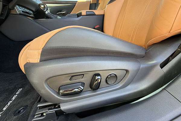 2022 Lexus ES Luxury