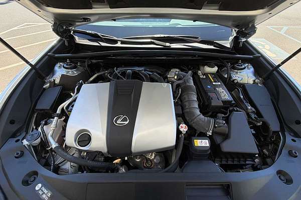 2022 Lexus ES Luxury