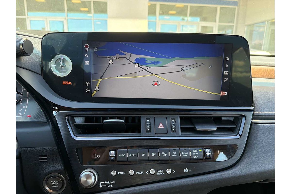 2022 Lexus ES Luxury