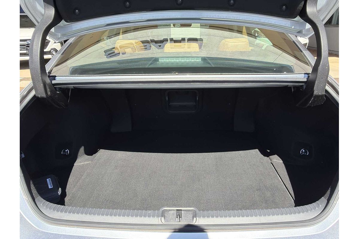 2022 Lexus ES Luxury