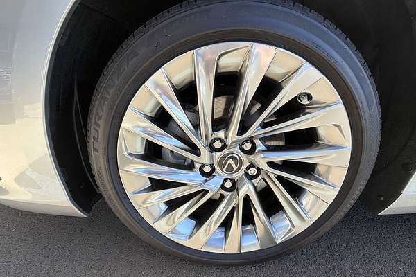 2022 Lexus ES Luxury