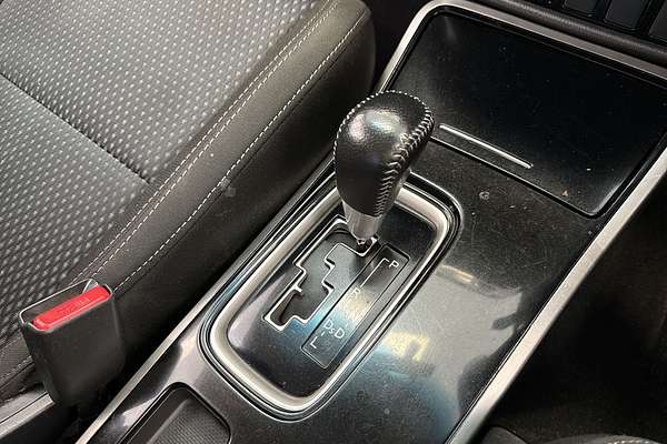 2019 Mitsubishi Outlander ES ZL