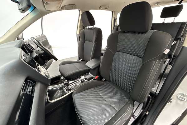 2019 Mitsubishi Outlander ES ZL