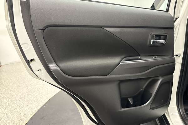 2019 Mitsubishi Outlander ES ZL
