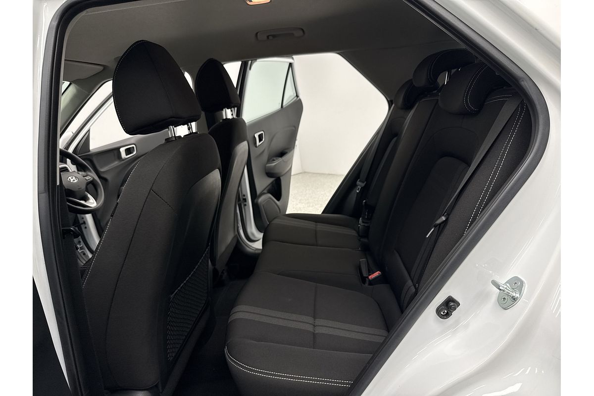 2023 Hyundai Venue Active QX.V5