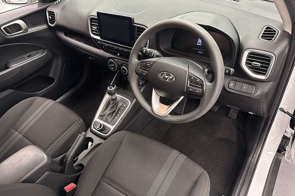 2023 Hyundai Venue Active QX.V5