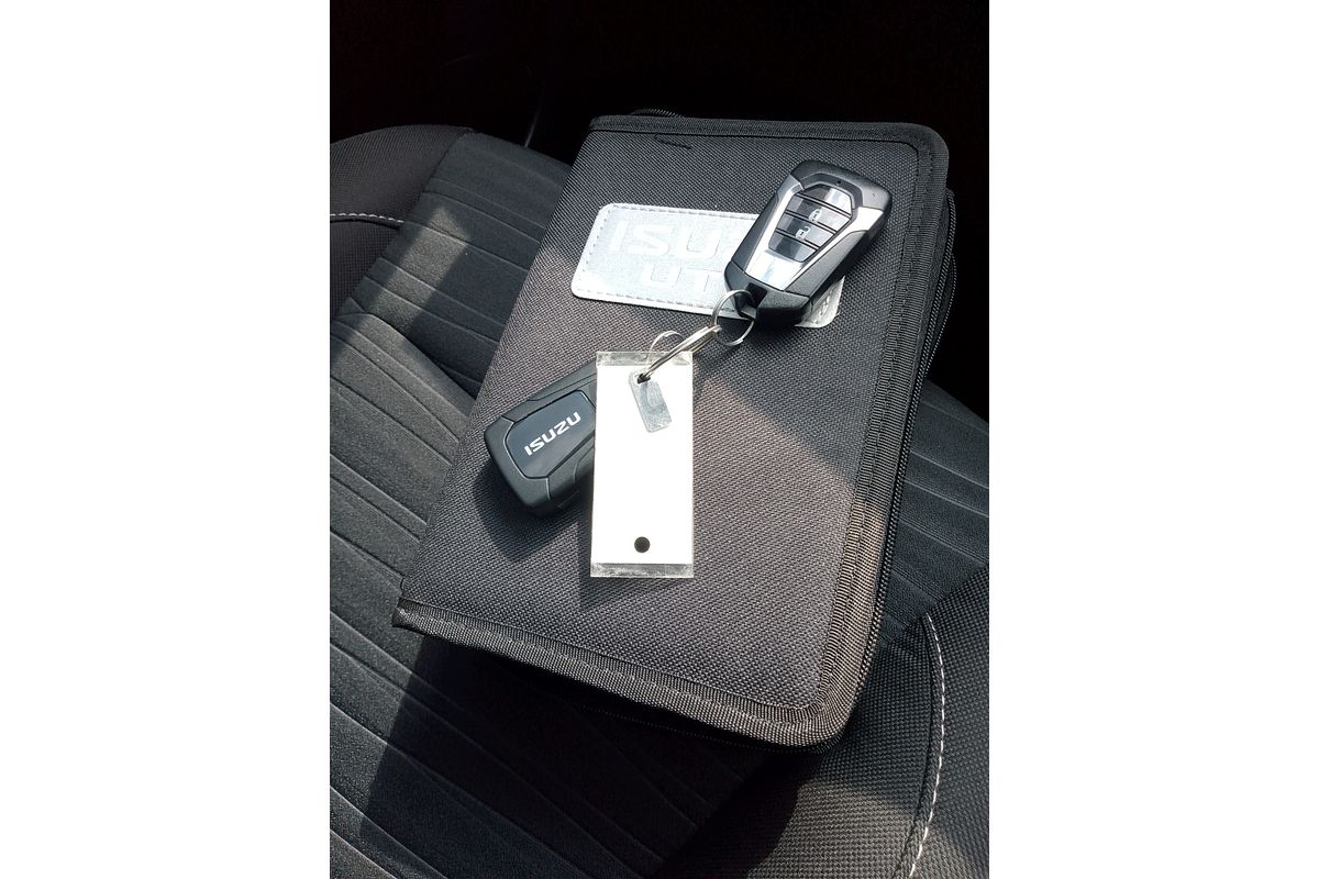 2024 Isuzu MU-X LS-M