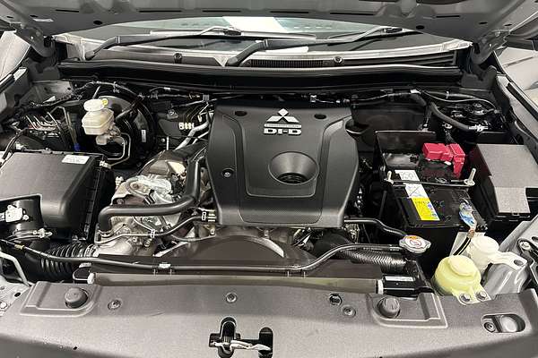 2020 Mitsubishi Triton GSR MR 4X4