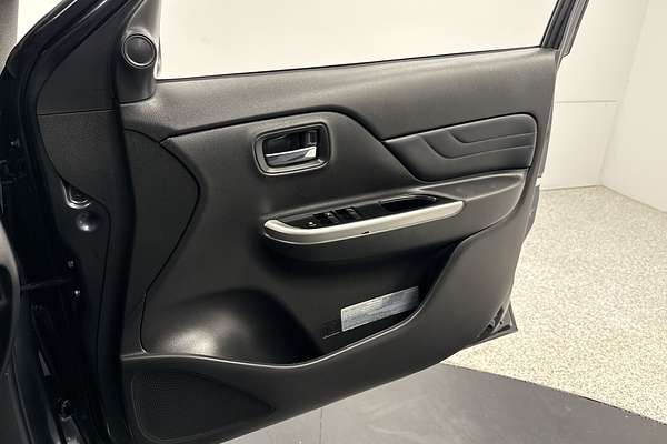 2020 Mitsubishi Triton GSR MR 4X4