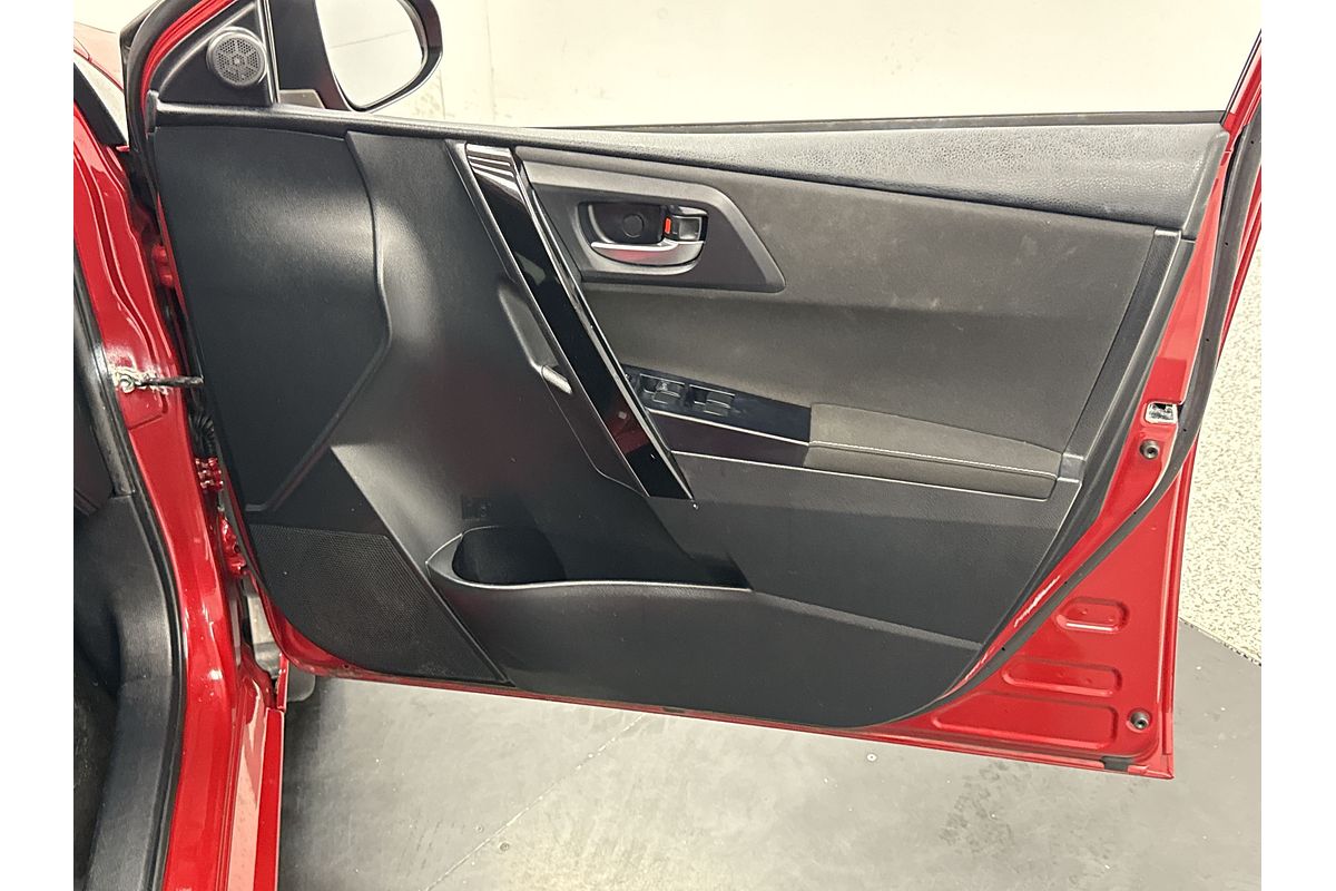 2016 Toyota Corolla ZR ZRE182R