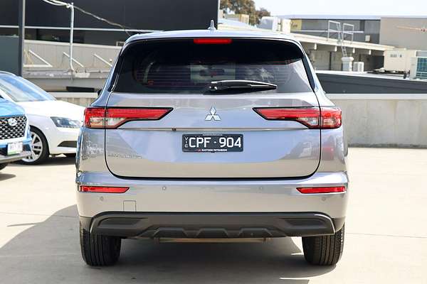2023 Mitsubishi Outlander ES ZM
