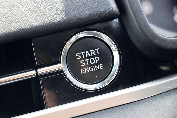 2023 Mitsubishi Outlander ES ZM