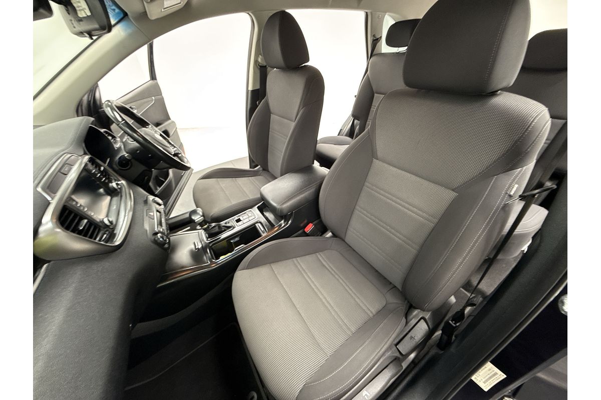 2019 Kia Sorento Si UM