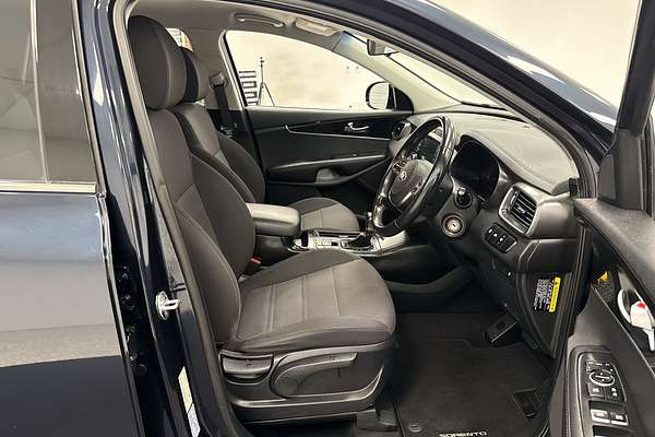 2019 Kia Sorento Si UM