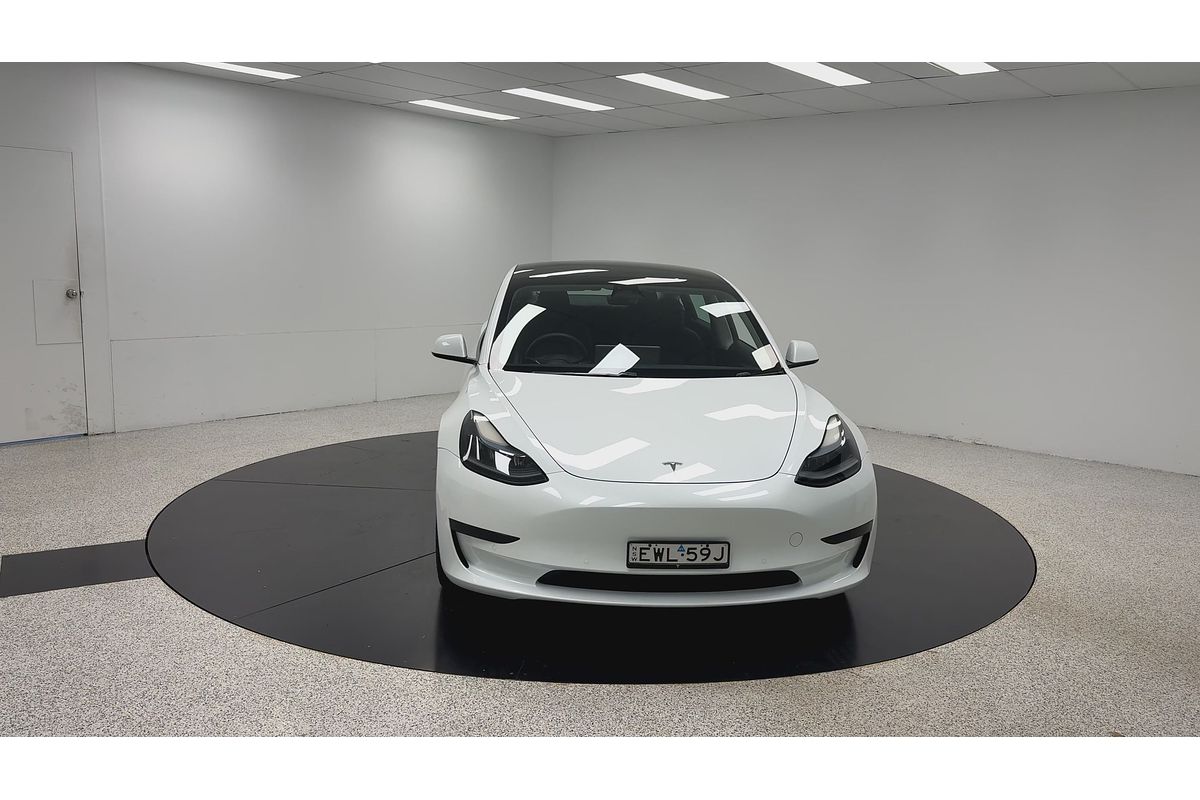 2022 Tesla Model 3 Rear-Wheel Drive