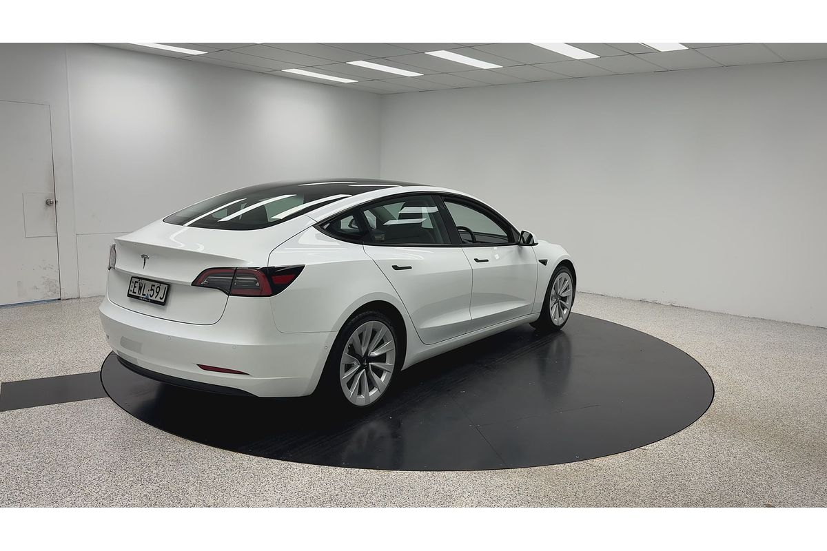 2022 Tesla Model 3 Rear-Wheel Drive