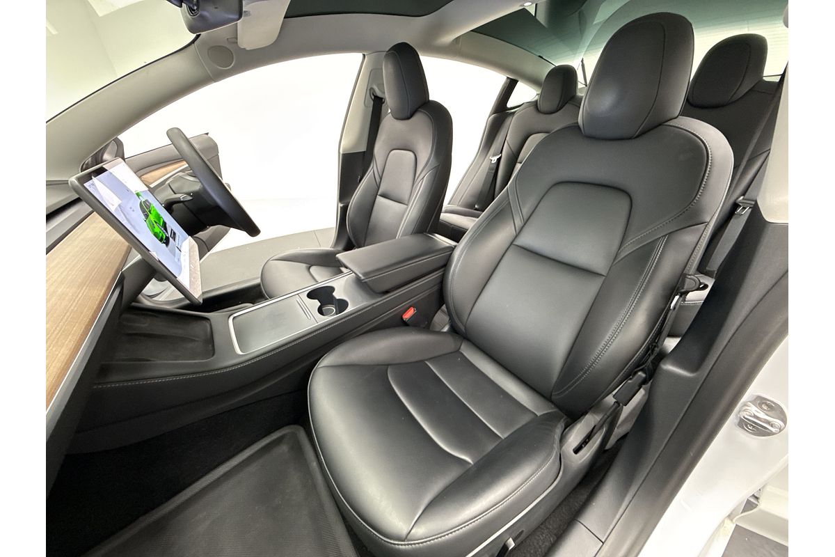 2022 Tesla Model 3 Rear-Wheel Drive