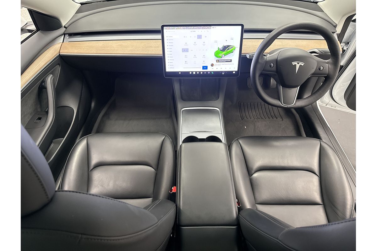 2022 Tesla Model 3 Rear-Wheel Drive