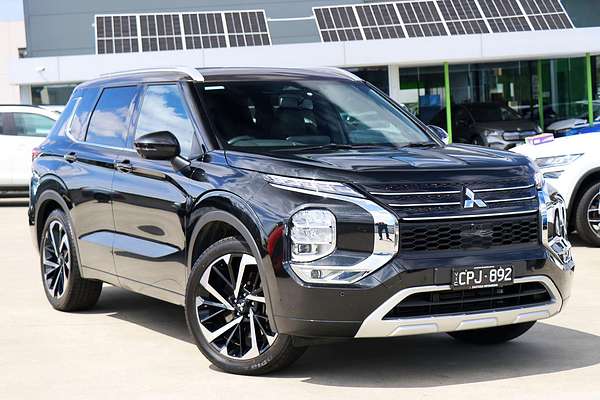 2023 Mitsubishi Outlander Exceed Tourer ZM