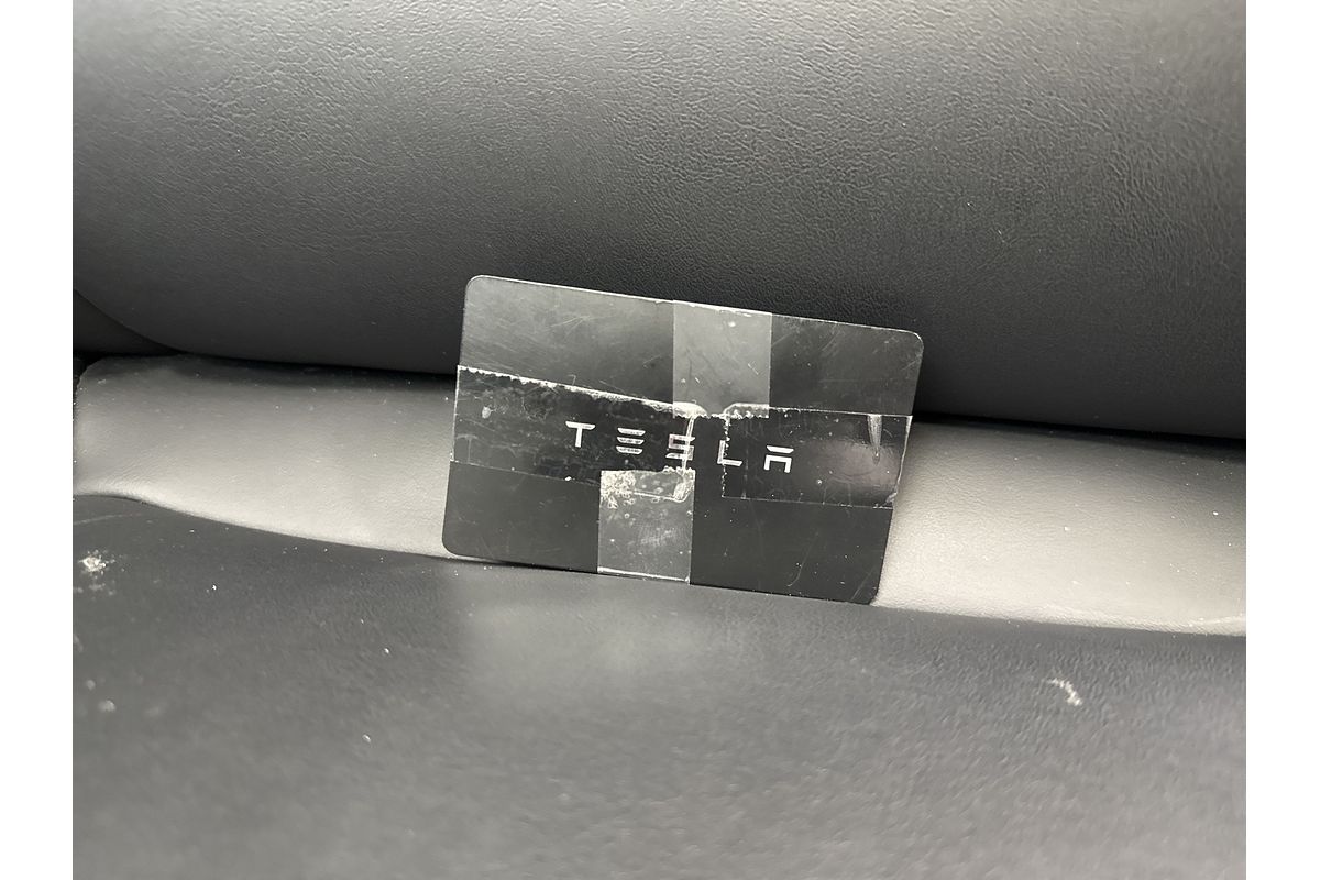 2022 Tesla Model 3 Rear-Wheel Drive