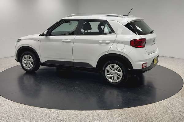 2023 Hyundai Venue Active QX.V5