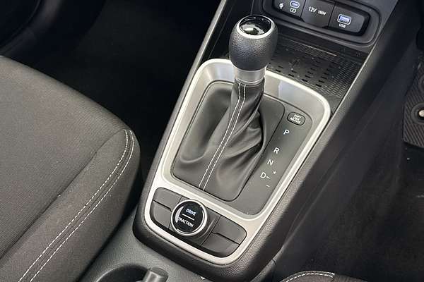 2023 Hyundai Venue Active QX.V5