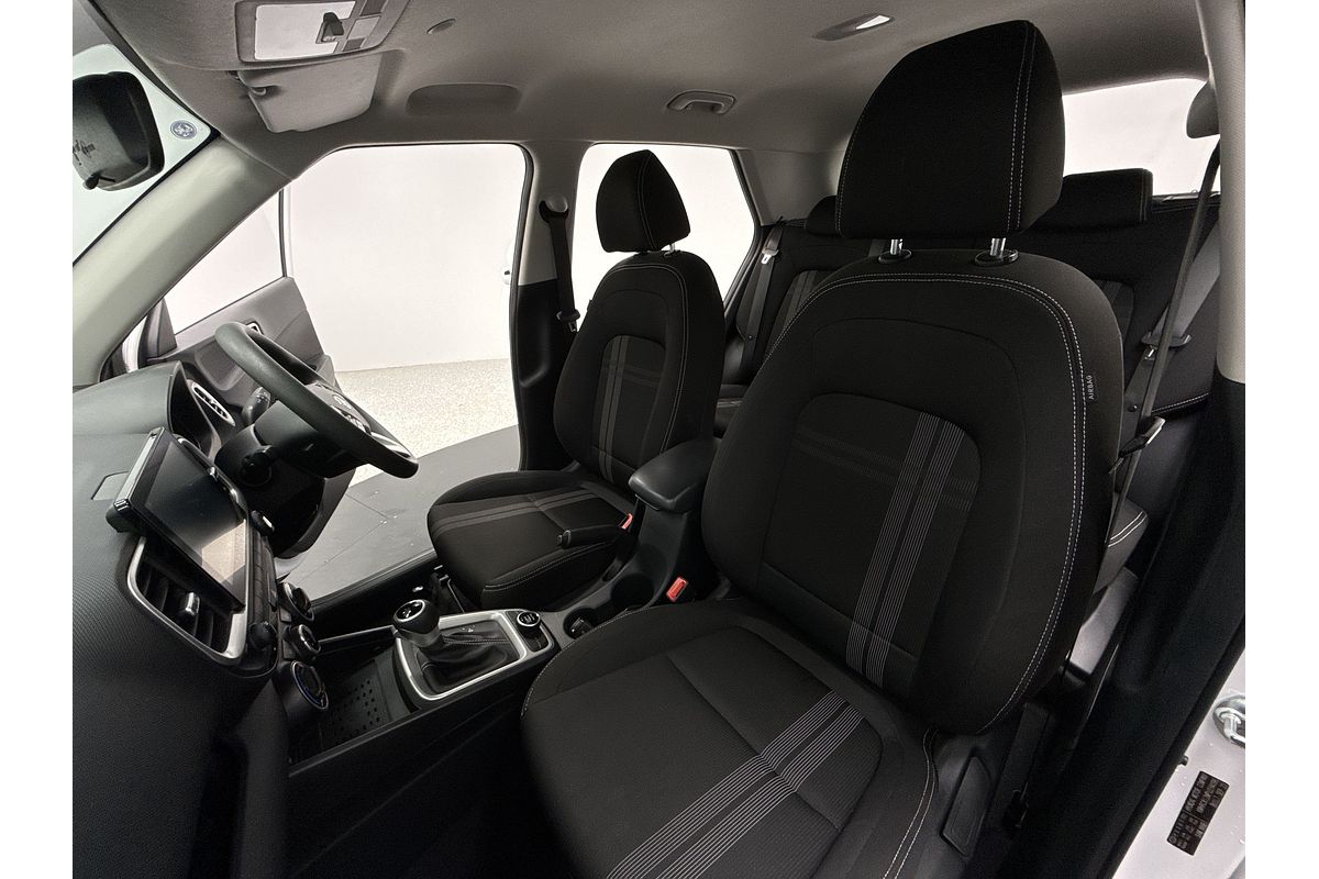 2023 Hyundai Venue Active QX.V5