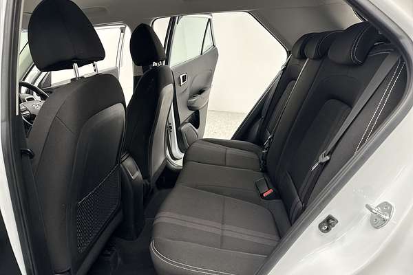 2023 Hyundai Venue Active QX.V5