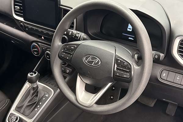 2023 Hyundai Venue Active QX.V5