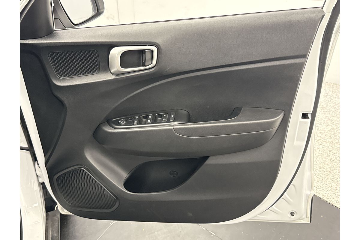 2023 Hyundai Venue Active QX.V5