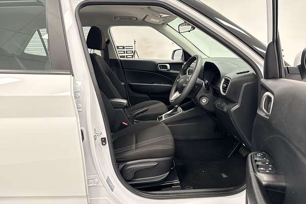 2023 Hyundai Venue Active QX.V5