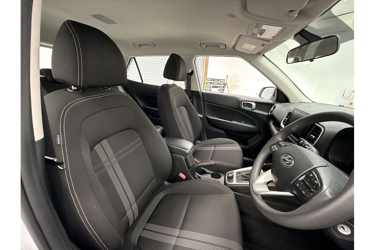 2023 Hyundai Venue Active QX.V5