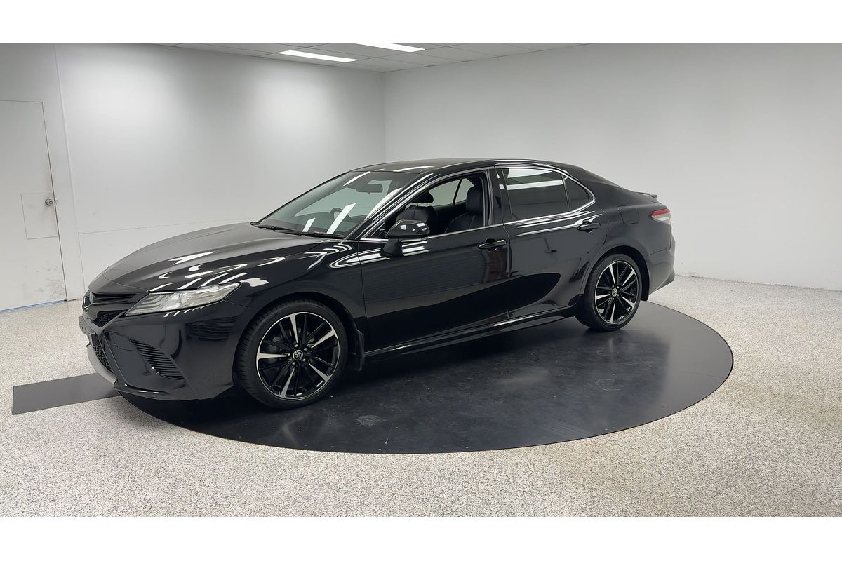 2019 Toyota Camry SX GSV70R